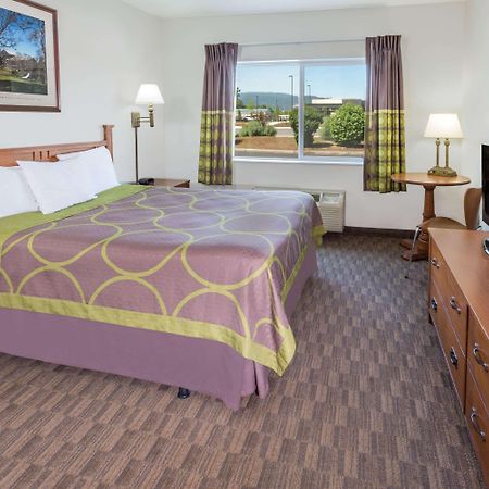 Super 8 By Wyndham Central Pt Medford Central Point Esterno foto