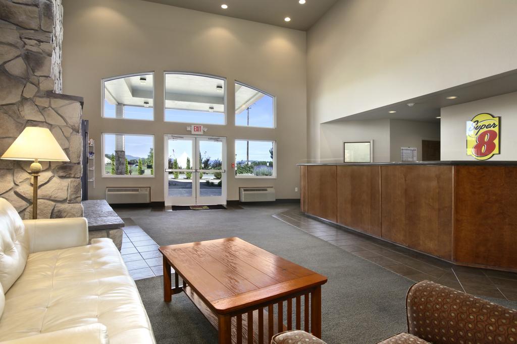 Super 8 By Wyndham Central Pt Medford Central Point Esterno foto